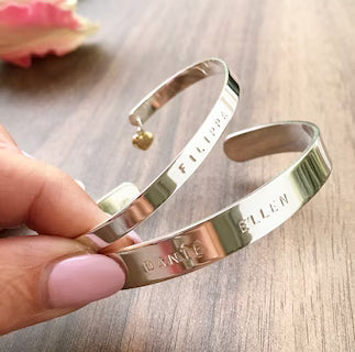 Armband med namn