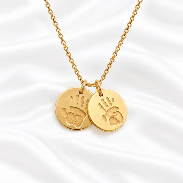 Äkta guld 18K halsband med två runda brickor med handavtryck med personlig gravyr