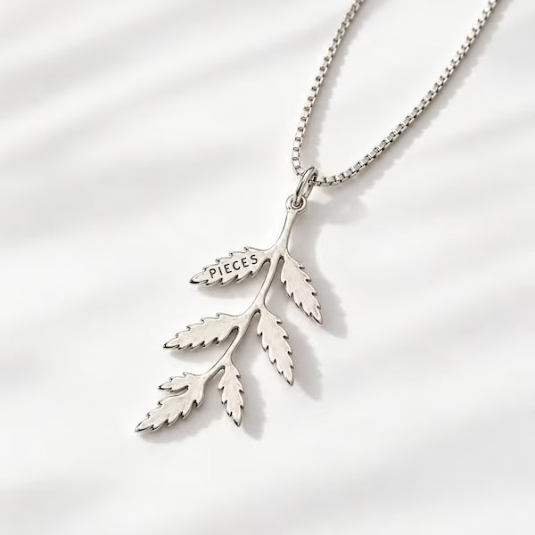 Just Little Pieces® – personligt silverhalsband med ord