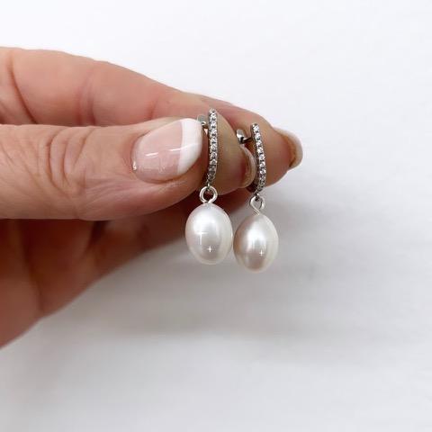 Pärlörhängen med glittrande creol - bild 3