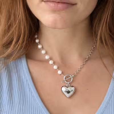 Unchain my heart - hjärthalsband i silver med pärlor