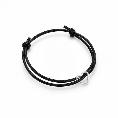 svart justerbart armband med trådhjärta i äkta silver