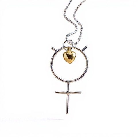 Miss Shedevil with golden mind