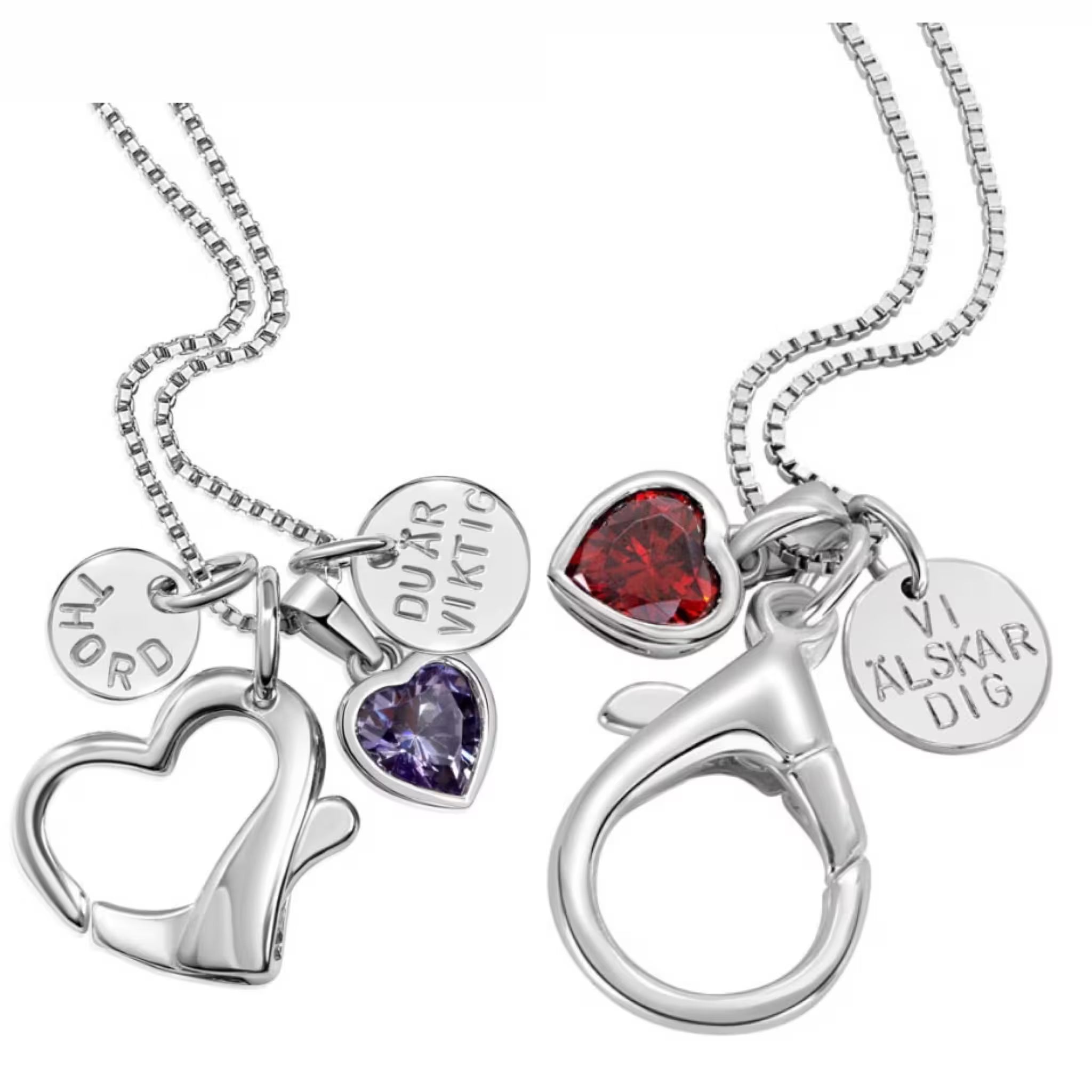 halsband med ringhake i äkta silver som håller dina ringar när du inte får ha dem på dig. En ringhållare istället för att hänga direkt på kedjan.